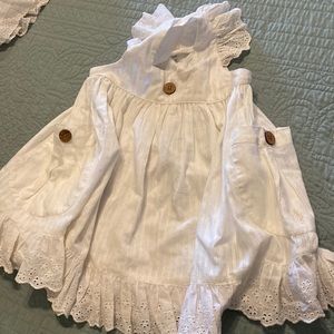 Well Dressed wolf Aunt Heart Size 5 New never worn with bloomers